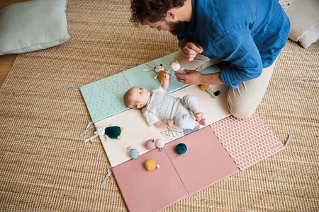 Kaloo Komplet przytulanek-zawieszek Koteczki 3 szt. Stimuli