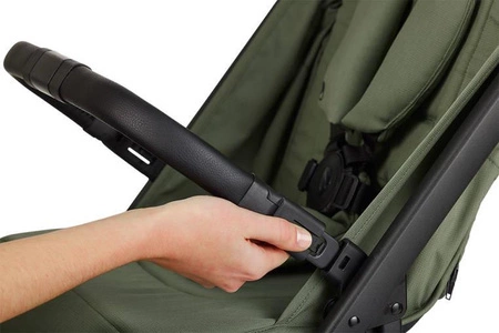 Easywalker Miley² Kompaktowy wózek spacerowy z torbą transportową Sage Green