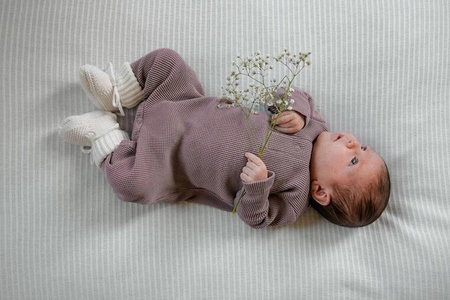 Lodger Pajacyk piżamka niemowlęca bawełniana wrzosowa Ciumbelle Rose r. 62