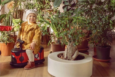 Jeździk dla dzieci Biedronka La Cosa Italtrike