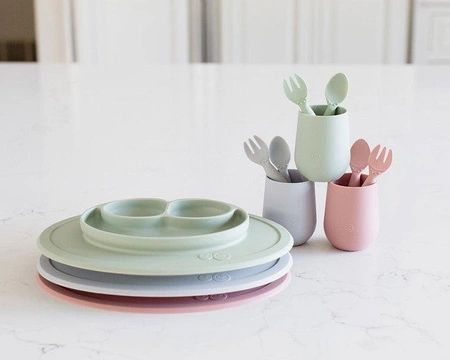 EZPZ Silikonowy kubeczek Mini Cup 120 ml pastelowa szarość