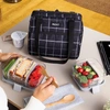 Torba termiczna na lunch z rączkami, czarna krata, PACKIT