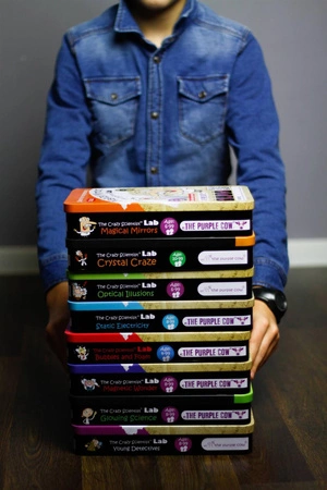 Zestaw do robienia eksperymentów The Purple Cow - Elektryczność statyczna