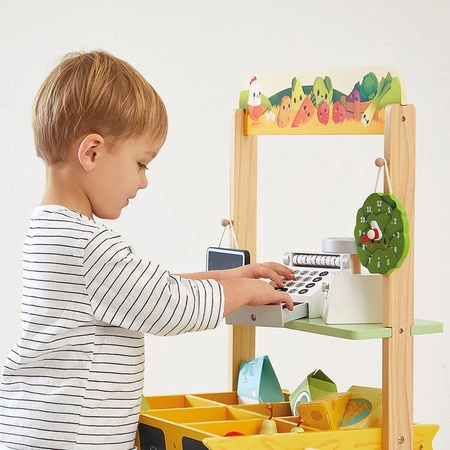 Duży sklep warzywniak Farma 3+, Janod