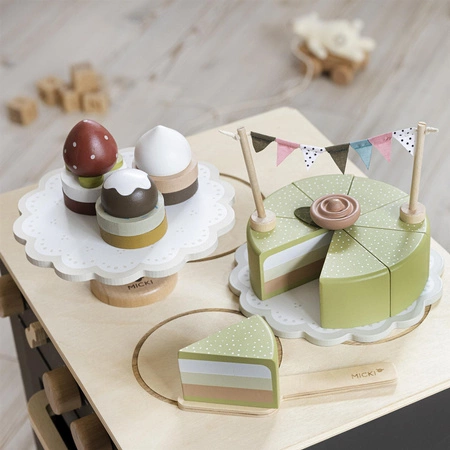 Tort drewniany zabawkowy Micki