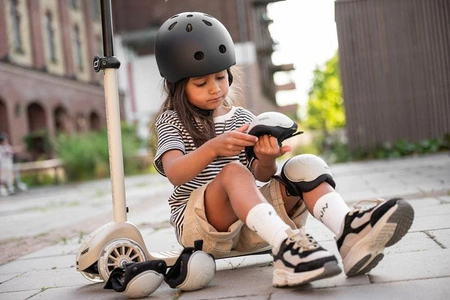 SCOOTANDRIDE Highwaykick 3S Hulajnoga z systemem sterowania 2w1 i kółkami LED składana 3+ Ash