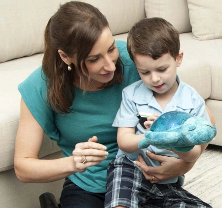 Cloud b® Tranquil Turtle™ Aqua - Lampka nocna z projekcją świetlną - Żółw podwodny niebieski