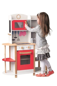 Duża kuchnia czerwona