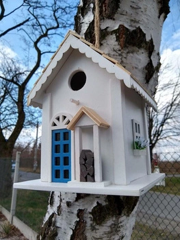 Domek dla ptaków - ozdobna budka lęgowa