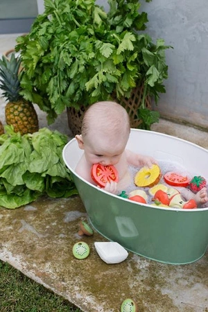 Oli&Carol Gryzak Zabawka Pomidor Renato Tomato