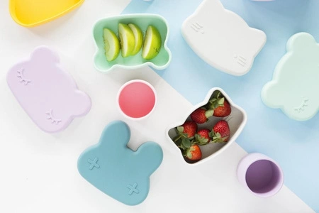 Zamykany silikonowy pojemnik Miś We Might Be Tiny - Dark Grey