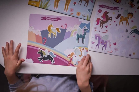 Auzou Zestaw naklejek z planszami "Jednorożce" 83716