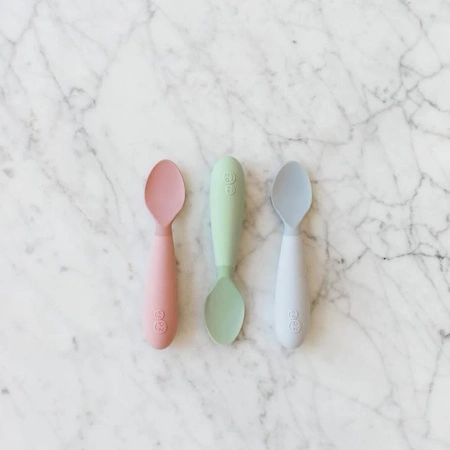 EZPZ Komplet silikonowych sztućców Mini Utensils pastelowy róż