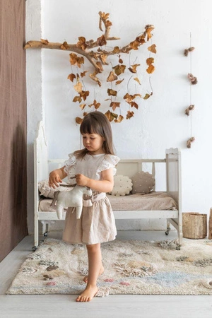 Lorena Canals Girlanda Pio Pio