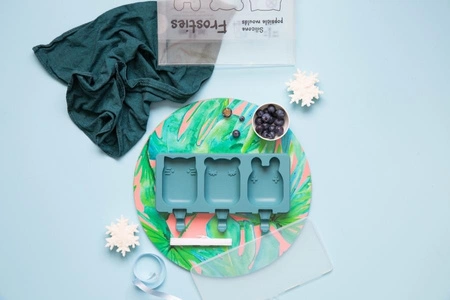 Silikonowe foremki do lodów We Might Be Tiny - Charcoal