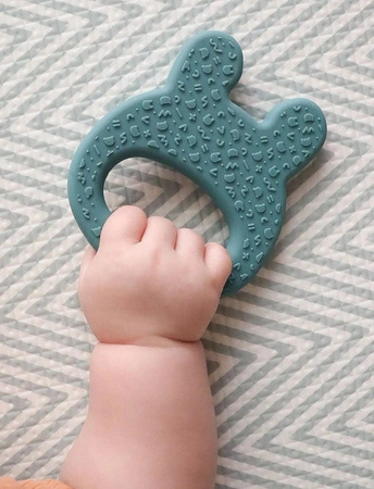 Silikonowy gryzak We Might be Tiny Króliczek - Blue Dusk