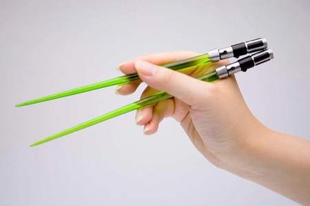 Pałeczki do Sushi Star Wars Chopsticks Master Yoda Lightsaber renewal