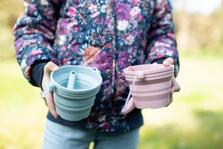 Silikonowe Wiaderko z łopatką Scrunch - Szałwiowy