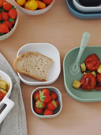 Beaba Zestaw 3 miseczek z silikonu Sage green/Cotton/Misty green