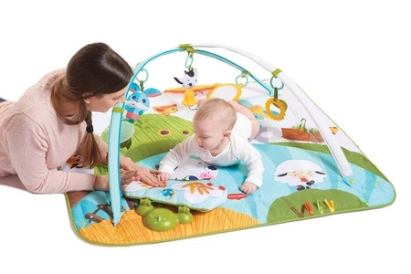 Gimnastyka/mata edukacyjna z pałąkami Kick&Play - Farma