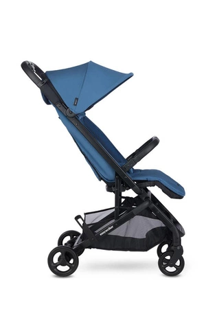 Easywalker Miley² Kompaktowy wózek spacerowy z torbą transportową Galaxy Blue
