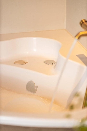 Filibabba Mini maty silikonowe do kąpieli 6 szt. Whales Blue Mix