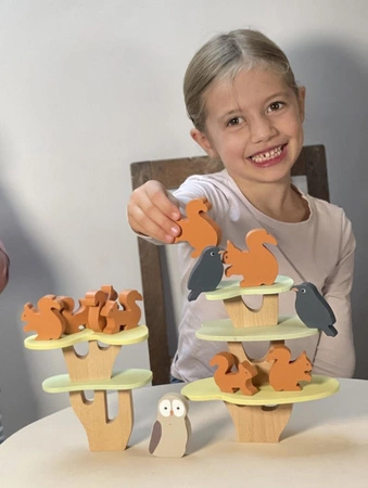 Drewniana gra zręcznościowa, balansujące wiewiórki | Egmont Toys®