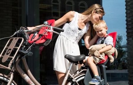 Fotelik row. Bobike ONE maxi E-BD strawberry red