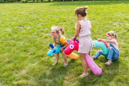 QUUT Dmuchany makaron do pływania Żyrafa