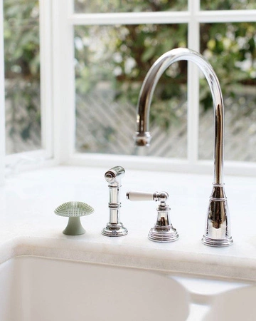 EZPZ Silikonowa myjka czyścik do naczyń bez bakterii pastelowa zieleń