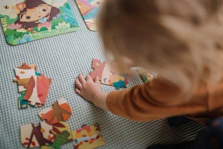 Puzzle progresywne w walizce Pory roku 4 układanki – 6, 9, 12 i 16 elementów 3+, Janod