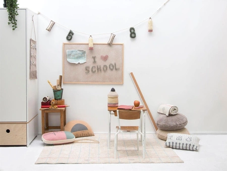 Girlanda Back to School Lorena Canals