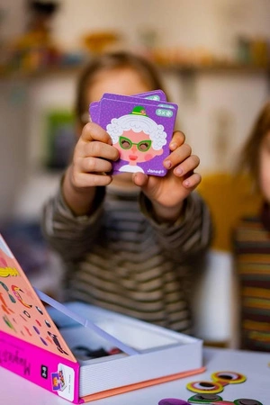 Magnetyczna układanka Śmieszne buzie Dziewczynka Magnetibook, Janod