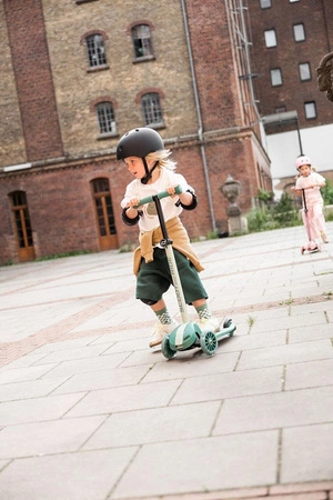 SCOOTANDRIDE Highwaykick 3S Hulajnoga z systemem sterowania 2w1 i kółkami LED składana 3+ Forest