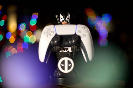 Stojak Marvel Venompool (20 cm)