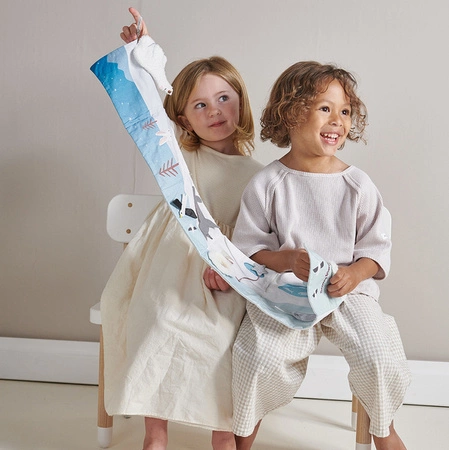 Miękka książeczka aktywnościowa - SNOWY FRIENDS, ThreadBear Design