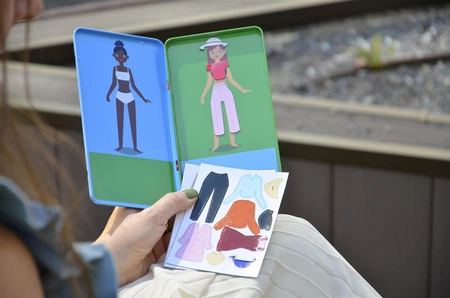 Gra magnetyczna The Purple Cow - Ubieranki