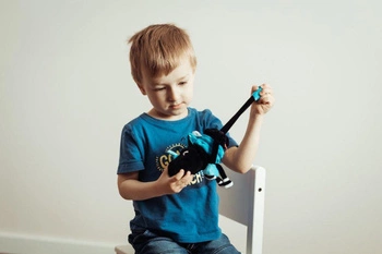 Wibrujący jednorożec niebieska przytulanka