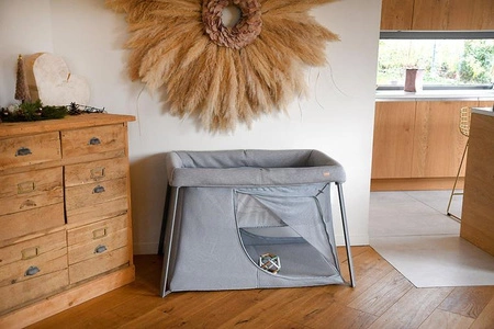 Beaba Łóżeczko turystyczne dwupoziomowe z funkcją kojca 3w1 Eazy sleep Heather grey / Pebble