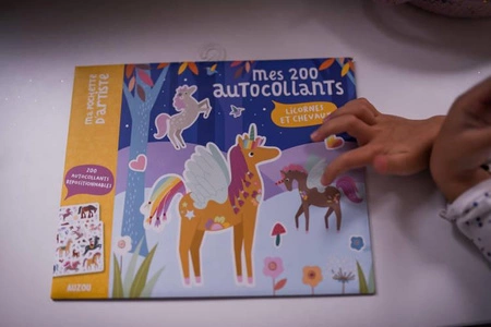 Auzou Zestaw naklejek z planszami "Jednorożce" 83716