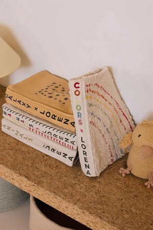 Książka sensoryczna Galaxy, Lorena Canals