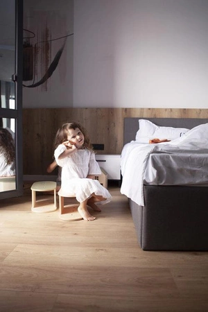 Stołek schodek, różowy, Babai