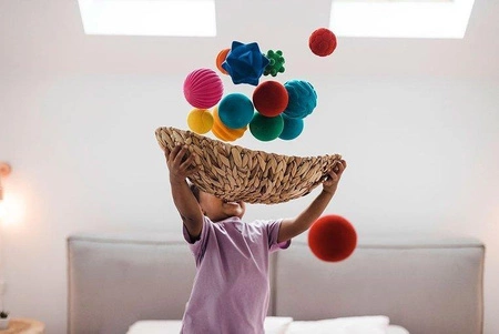 Rubbabu Zestaw 3 małych sensorycznych piłek sportowych