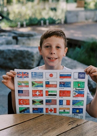 HeyDoodle Duża Mata Silikonowa do Kolorowania - Mapa Świata