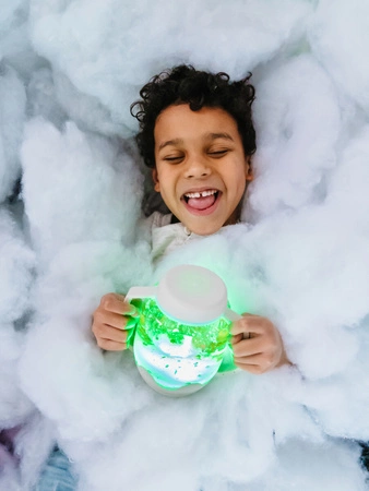 Glo Pals, Słoik sensoryczny do napełniania wodą, kolor szary, Cozy Cloud