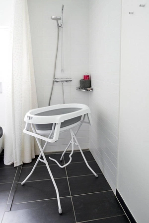 Baby Dan - Stojak na wanienkę SafeSplash, składany, biały