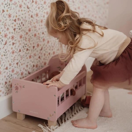 Little Dutch Drewniane łóżeczko dla lalek z pościelą FSC LD7097