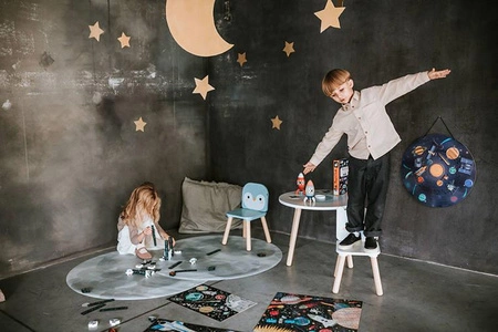 Zestaw drewnianych mebelków stolik i 2 krzesła Arktyka, Janod