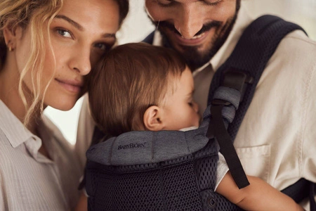 BABYBJORN - nosidełko Harmony 3D Mesh, Antracyt