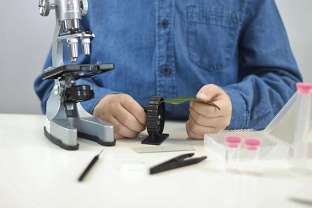 Mikroskop - 30 doświadczeń MS907B